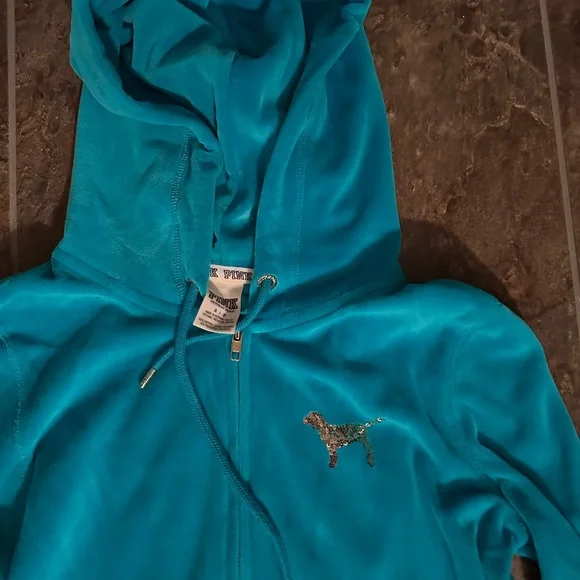🦋 HARD TO FIND Victoria’s Secret Love Pink Gold Sequin and Teal Velvet Hoodie - Picture 5 of 8